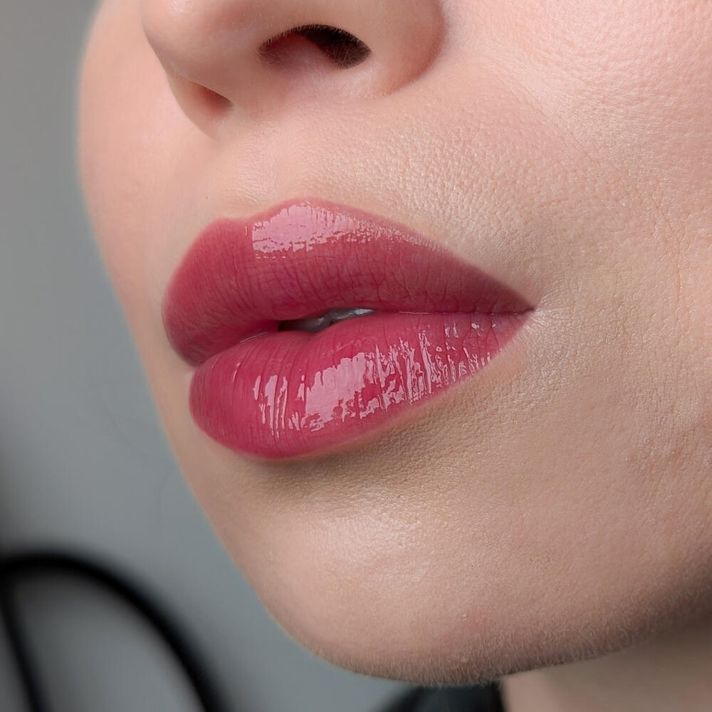 Lipper блиск для губ Pomegranate Wine