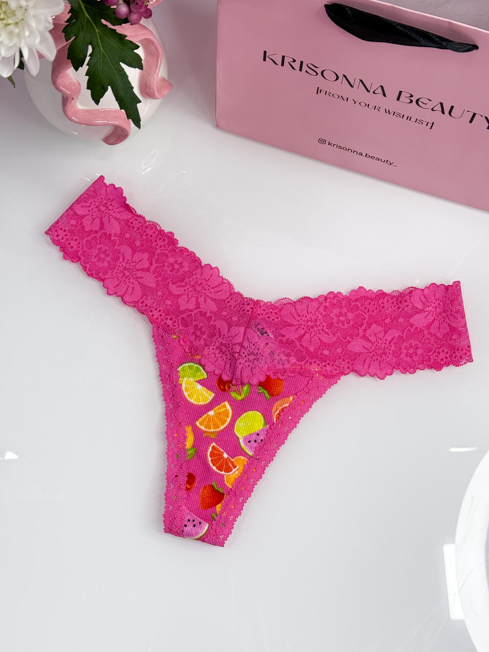 Wink Lace-Trim Thong Panty розмір S Carmine Rose Fruit Print (77XE) 