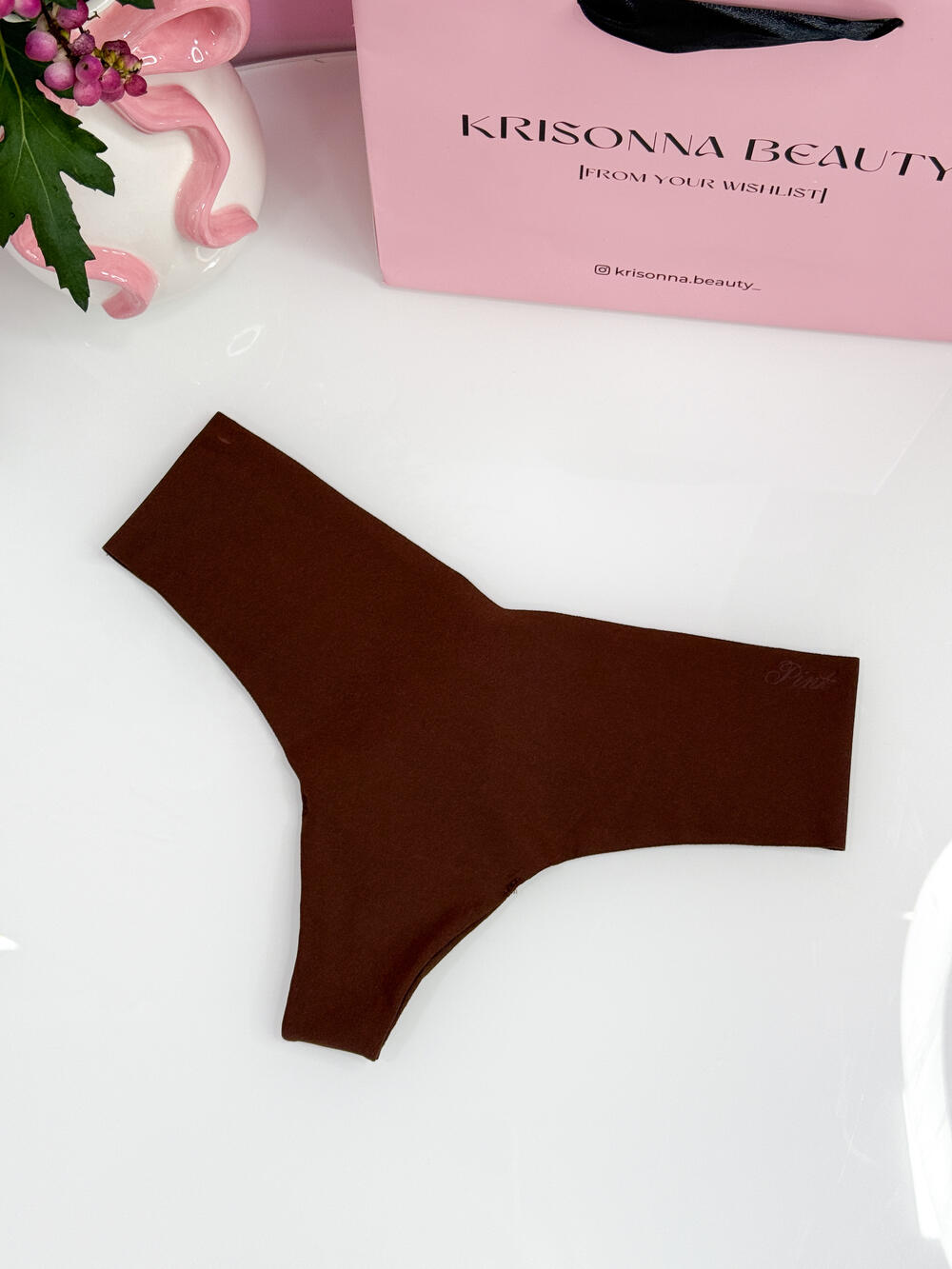 No-Show Thong Panty розмір S Chocolate 