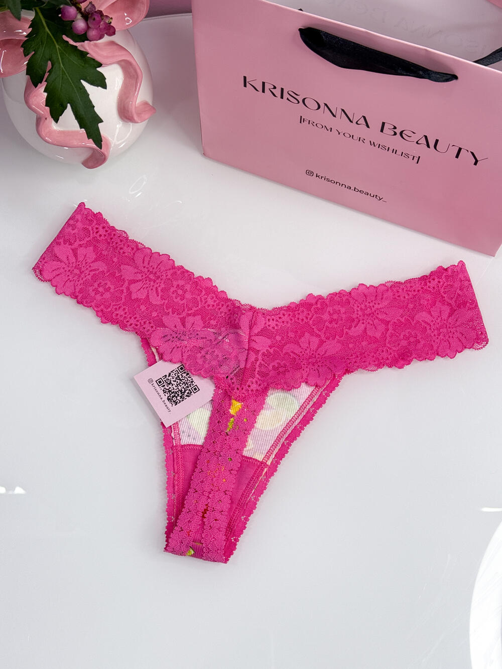 Wink Lace-Trim Thong Panty розмір S Carmine Rose Fruit Print (77XE)