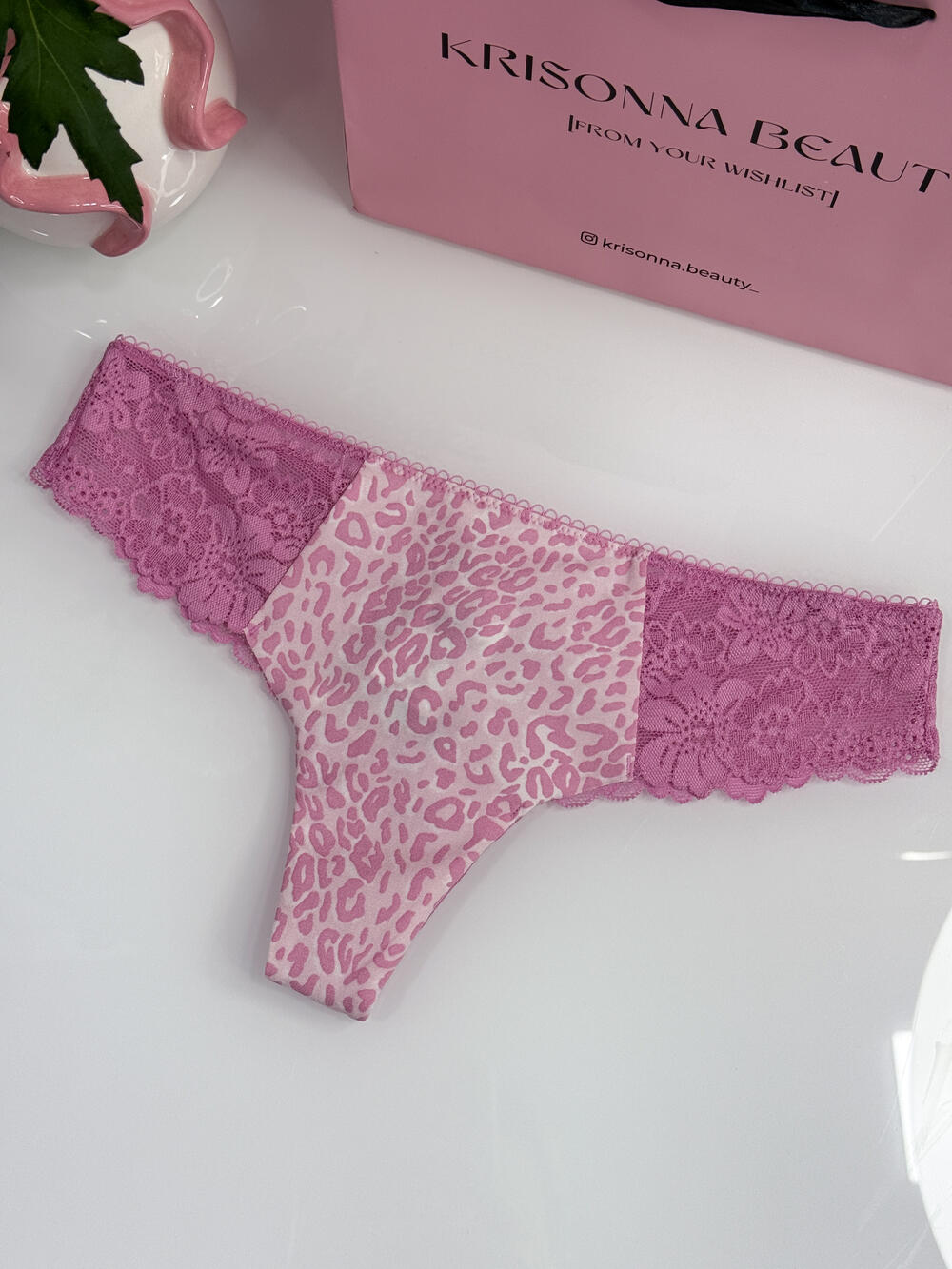 No-Show Thong Panty розмір S Moonstone Pink Leopard Print (6H82) 
