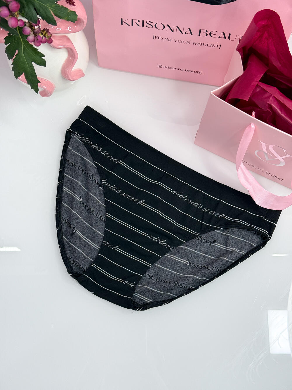 Seamless Bikini Panty розмір S black logo 