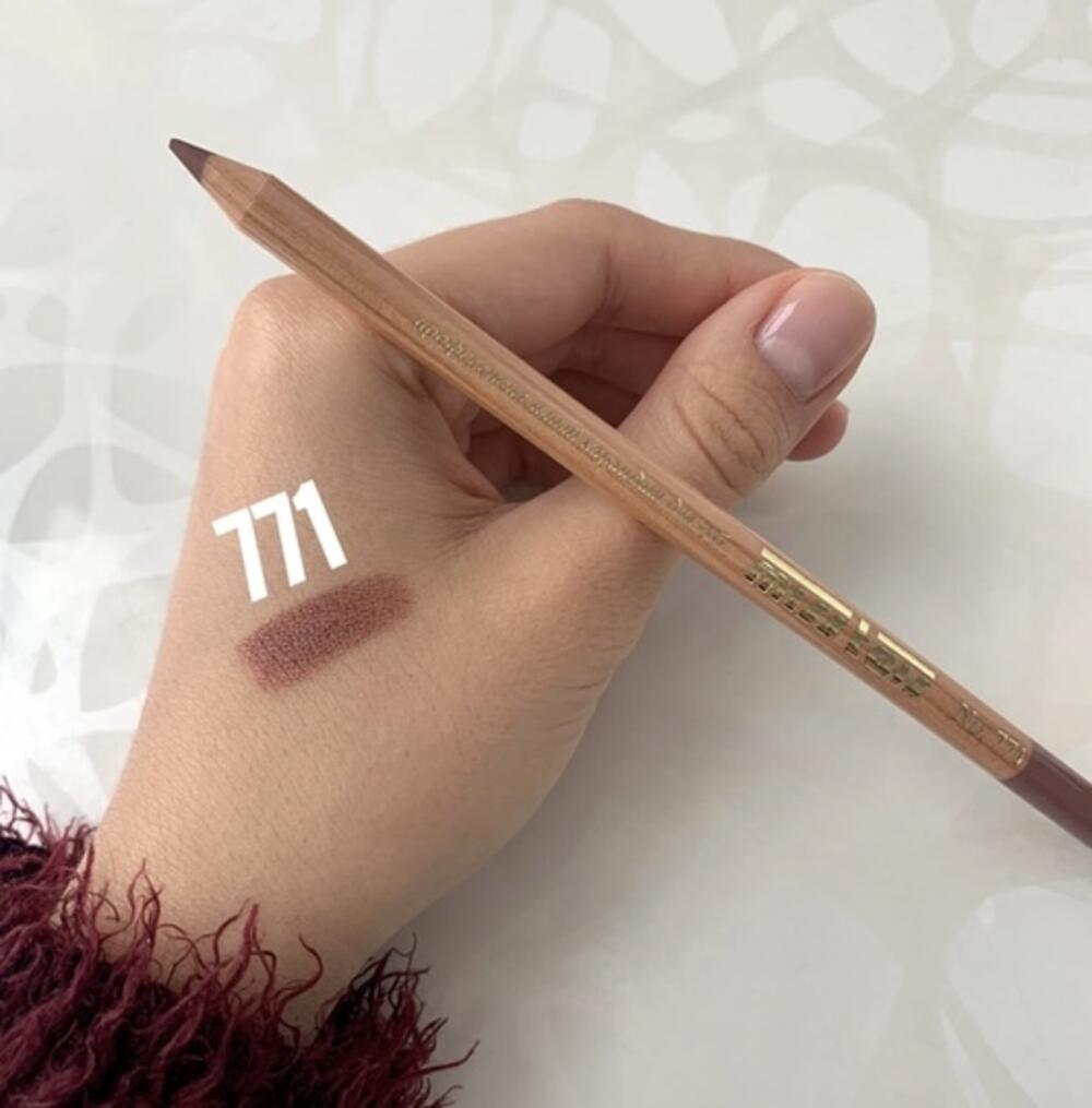 Контурний олівець для губ 771