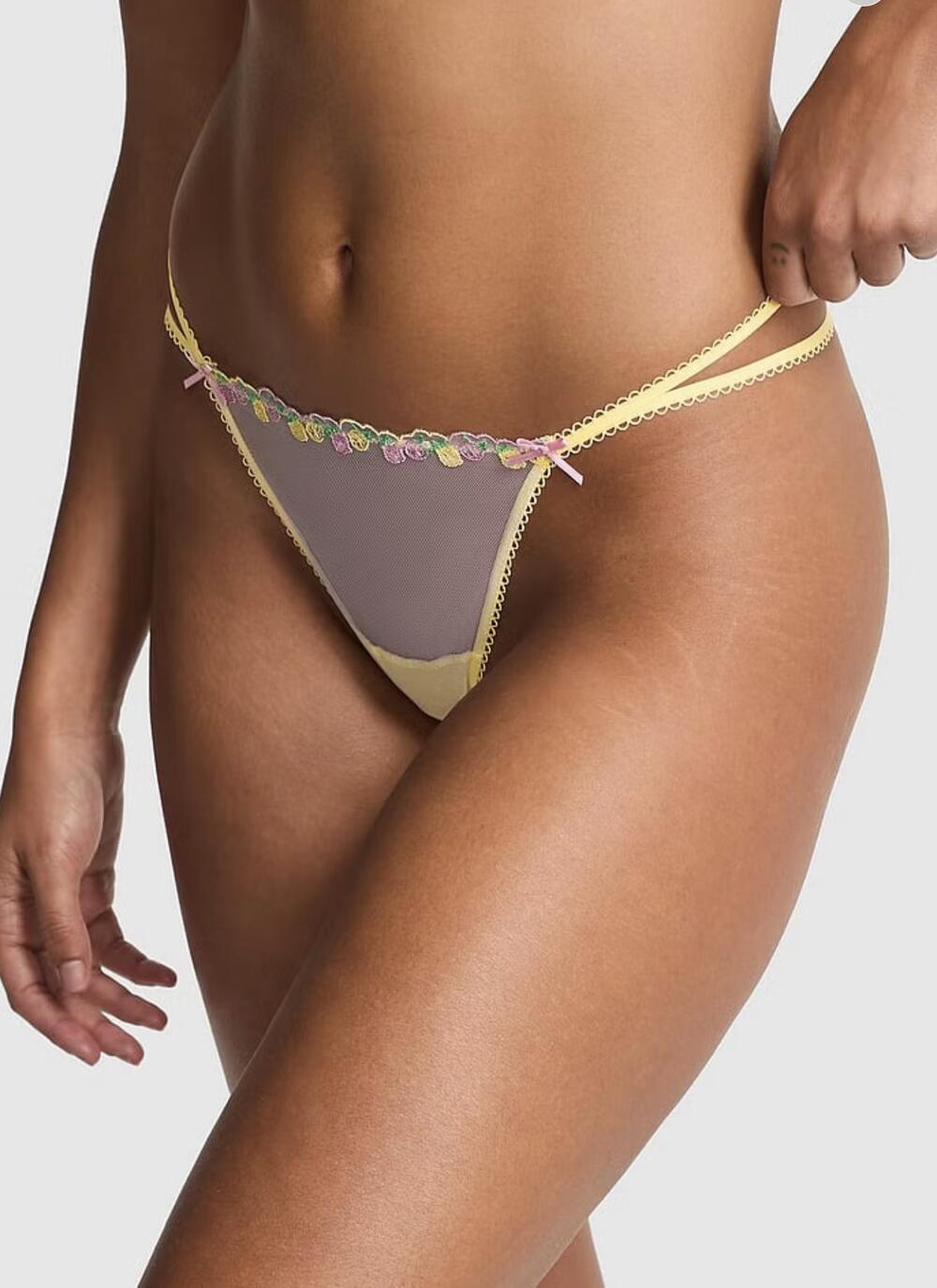 Трусики Wink Strappy V-string розмір M Vs white 