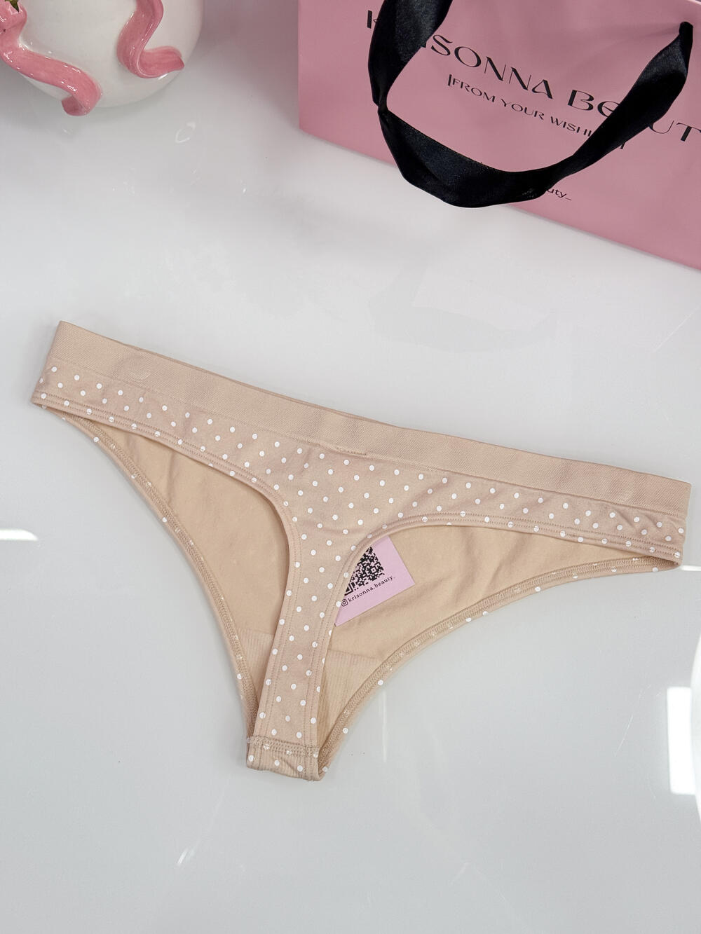 Seamless Thong Panty розмір M беж горошок 