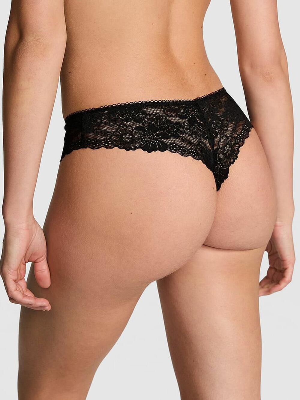 No-Show Thong Panty розмір M Pure Black Lights Print (71MV)