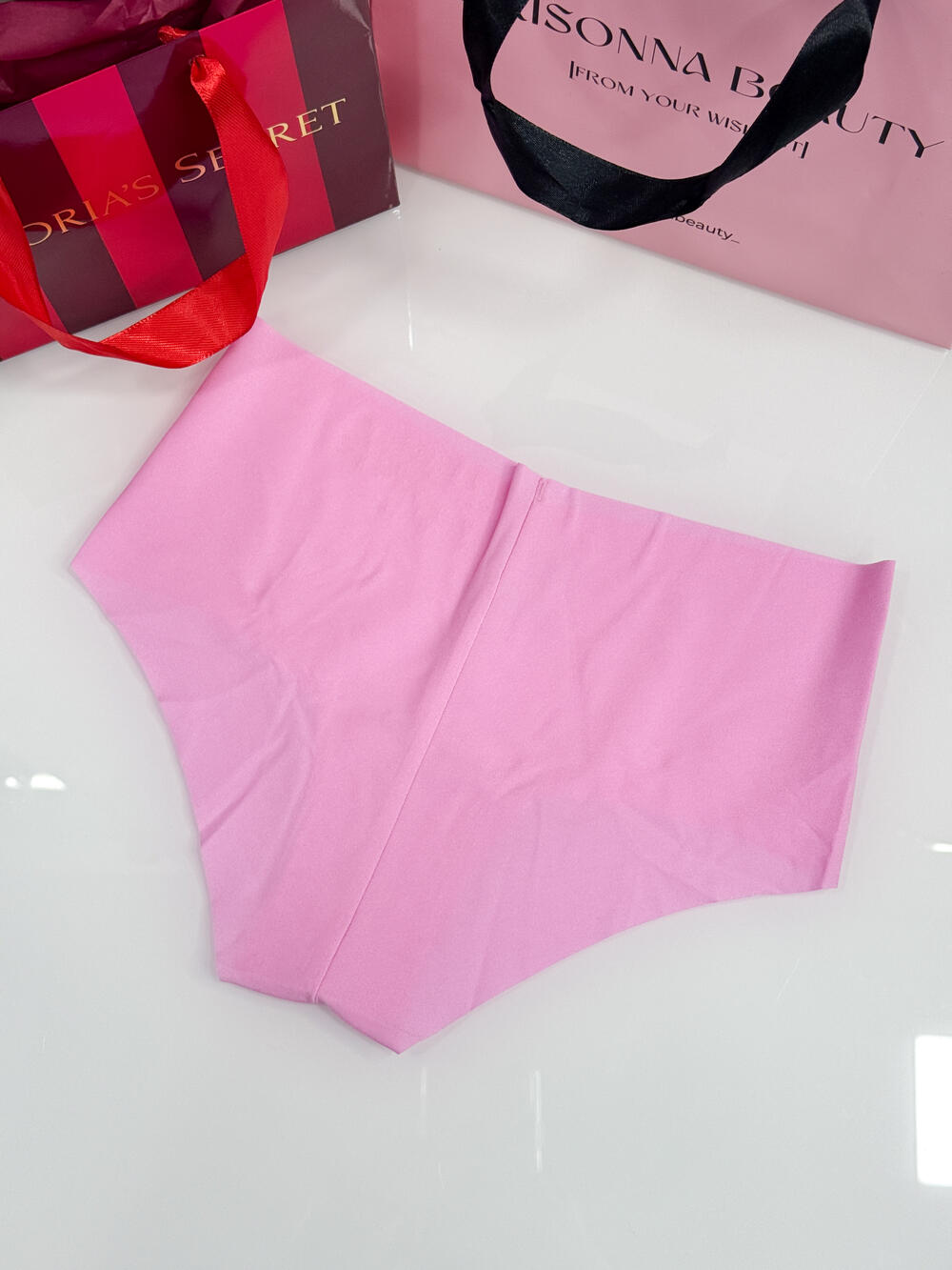 No-Show Cheeky Panty розмір S  Wednesday 