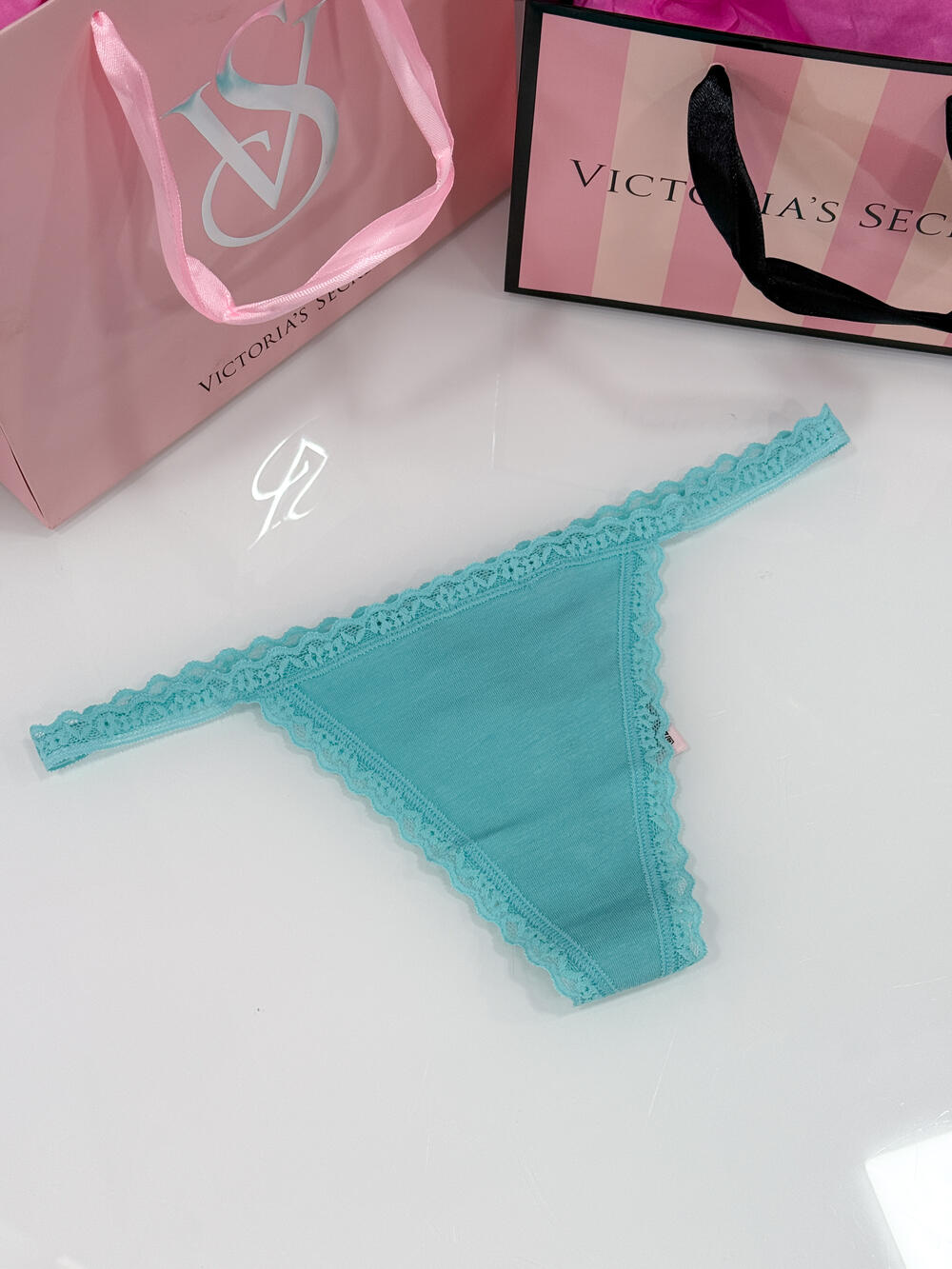 Cotton Lace-Trim V-String Panty розмір S бірюзові 